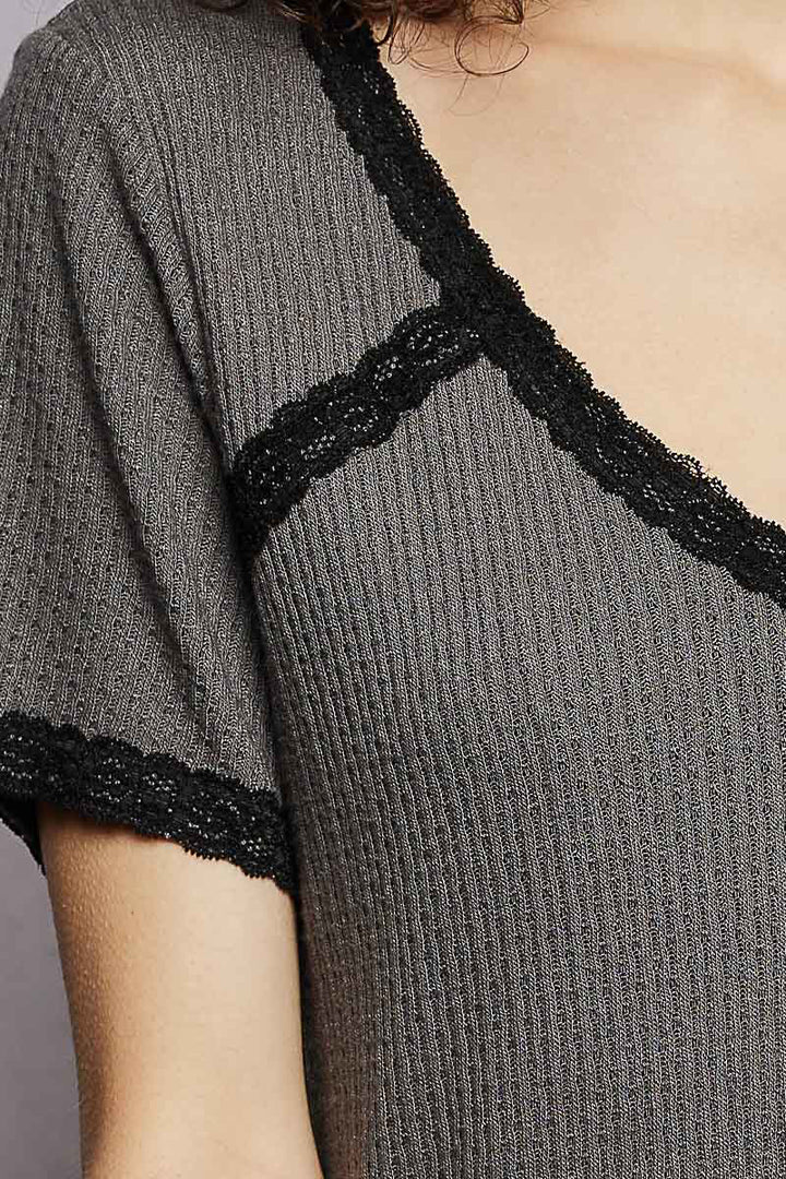 0b5c6ee2-bbb9-40f7-8f5b-228e72c08efc-Max