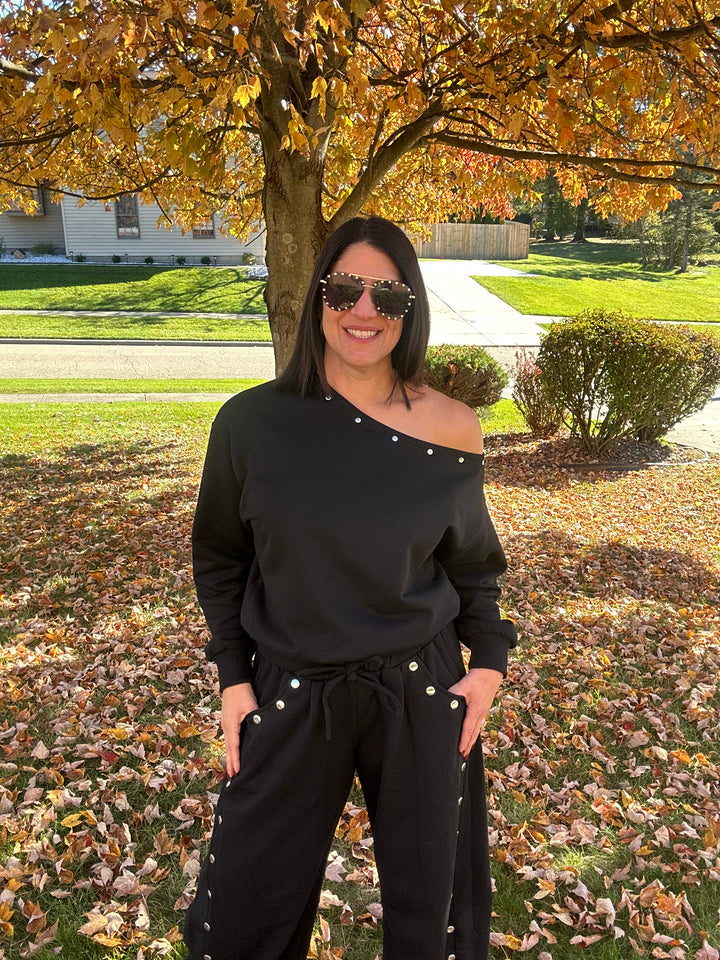 One Shoulder Top and Grommet Barrel Pants Set