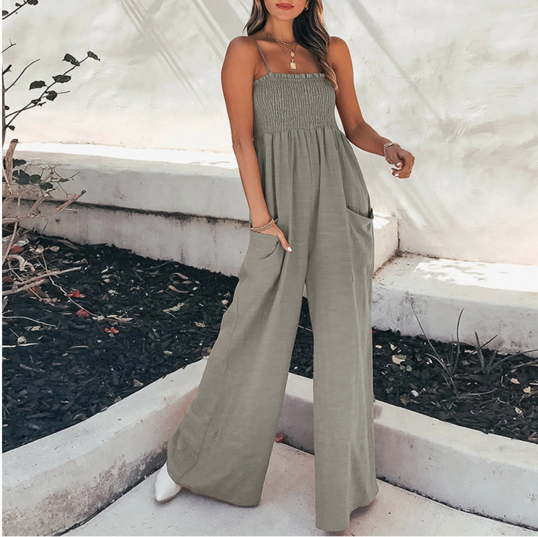 Trendy Casual Solid Color Sleeveless Jumpsuit (plus too)