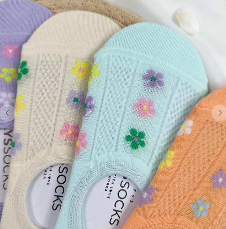 Women's Famous No Show Mint Pastel Flower Socks