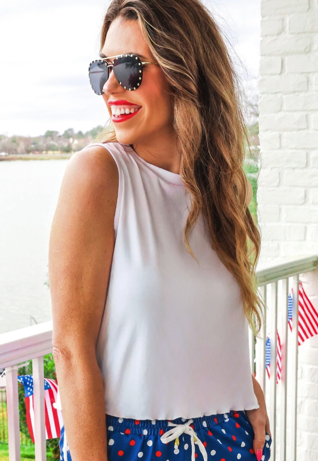 Banks Basic Lettuce Tank (plus too)